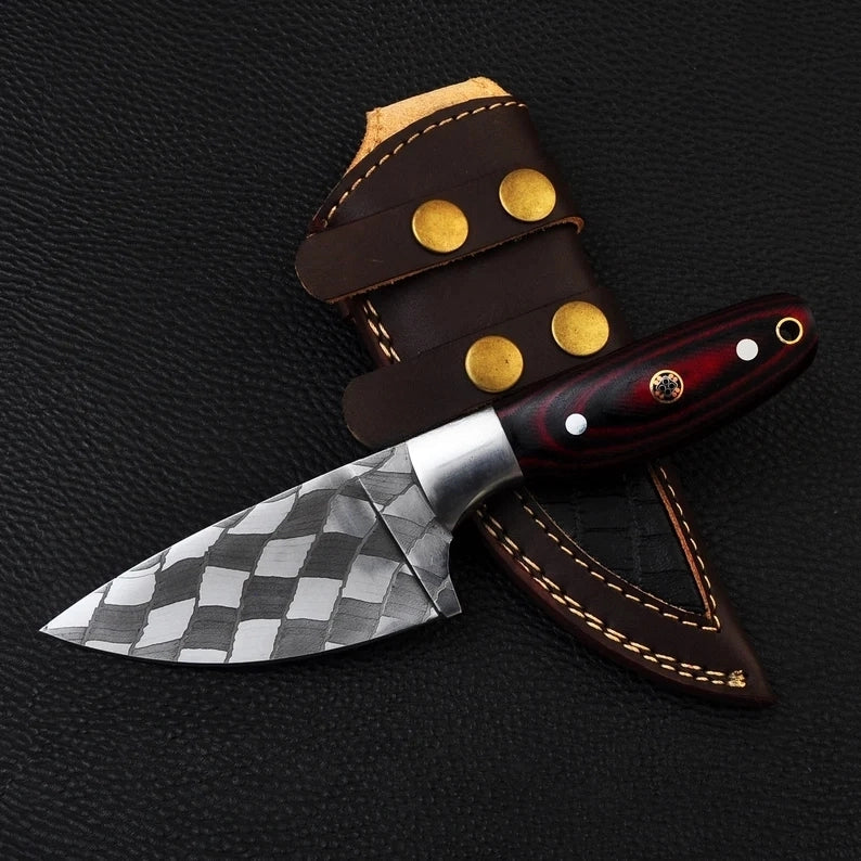 Damascus Steel Skinning Knife