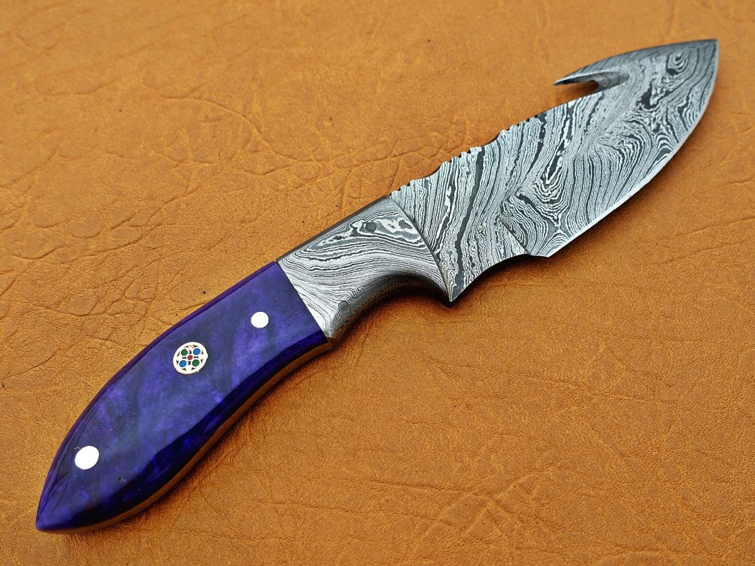 Damascus Steel Blade Gut Bowie Knife